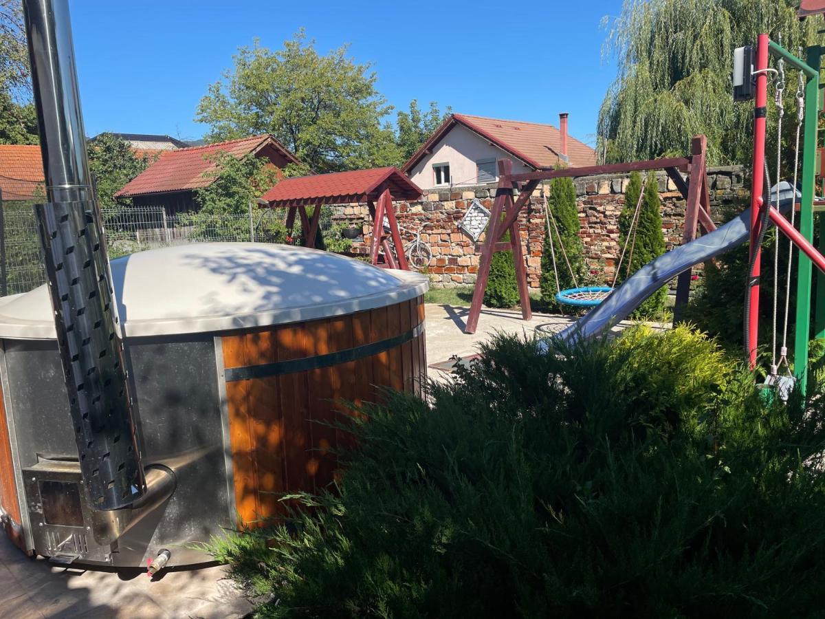 Pensiunea Casa Rica Călimăneşti Bagian luar foto