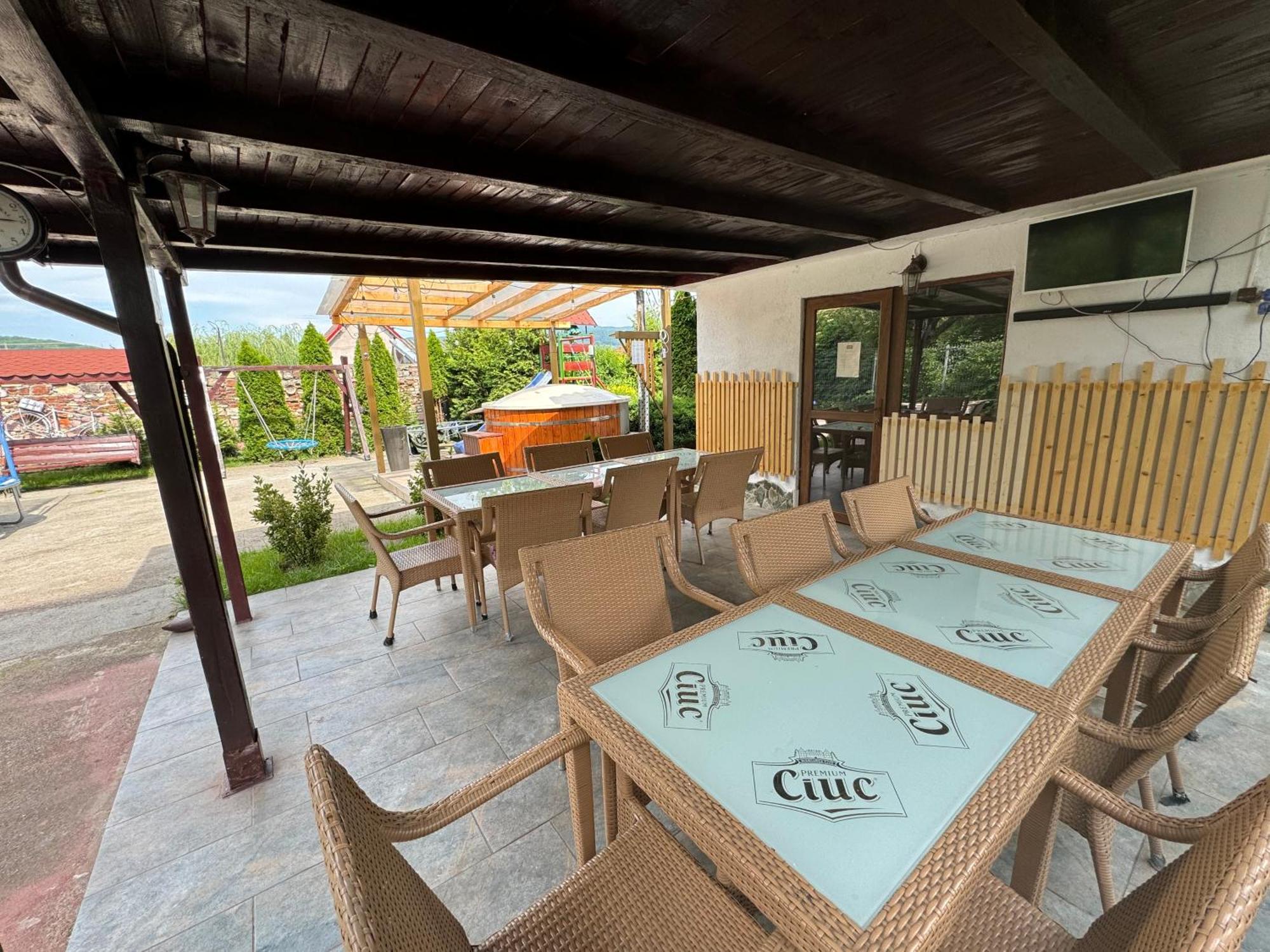 Pensiunea Casa Rica Călimăneşti Bagian luar foto