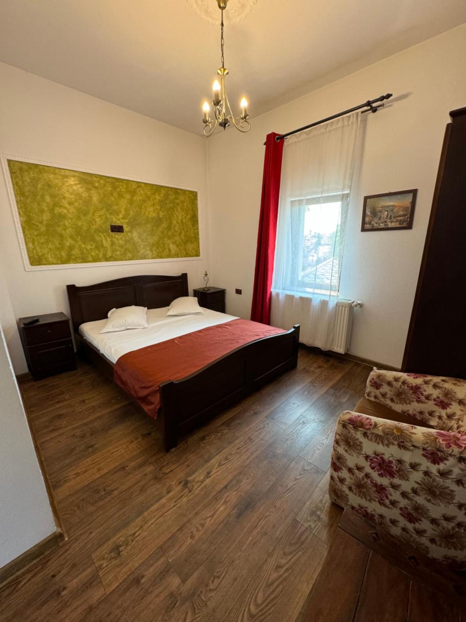 Pensiunea Casa Rica Călimăneşti Bagian luar foto