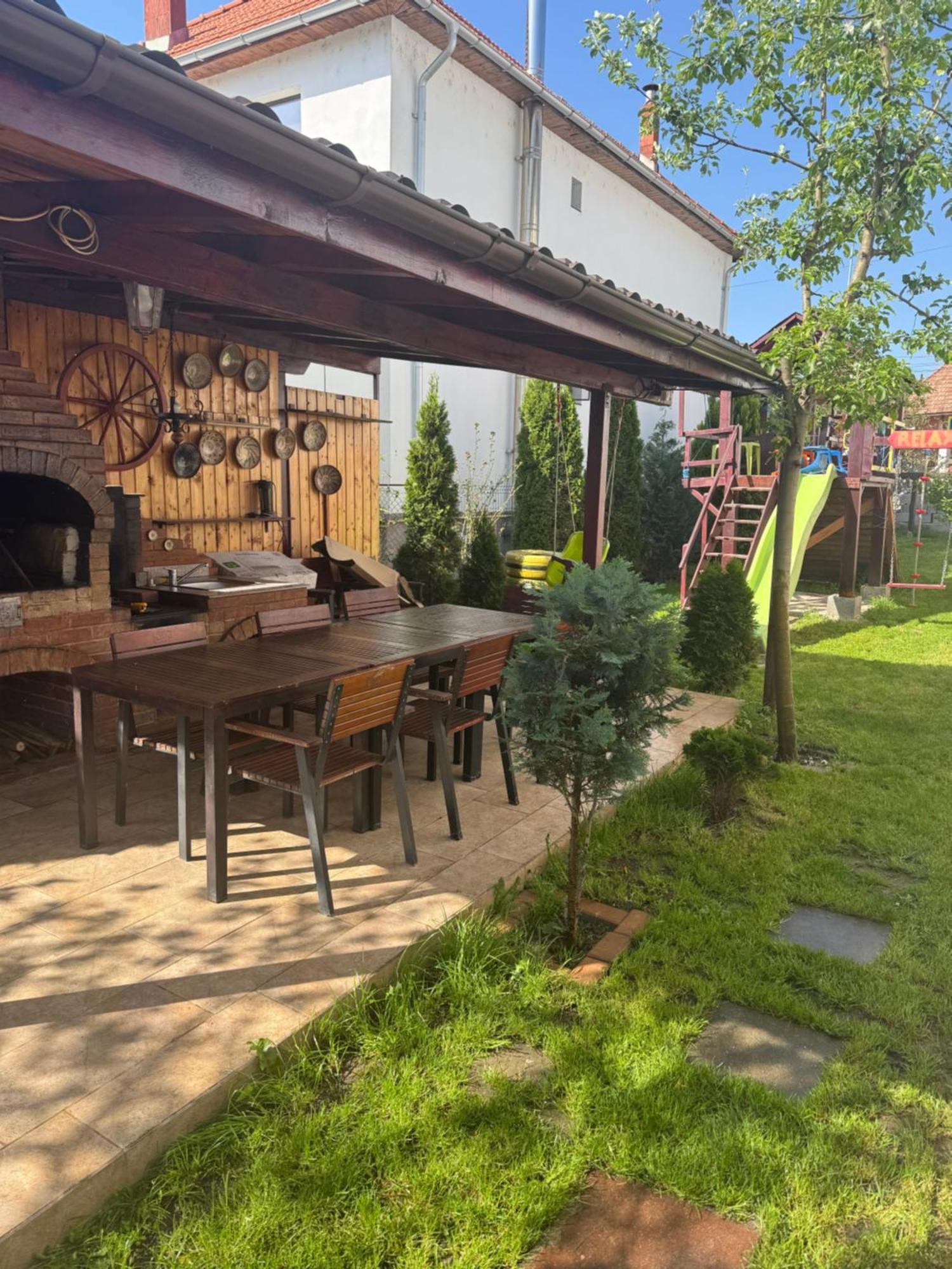 Pensiunea Casa Rica Călimăneşti Bagian luar foto